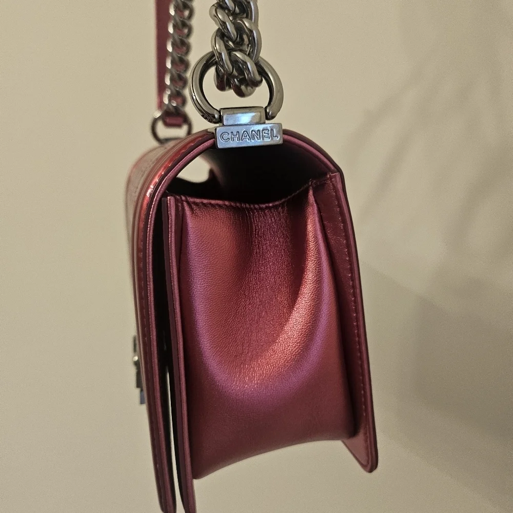 Chanel Boy Bag MEDIUM – Hot Pink Patent Leather/Fuchsia 🌸✨